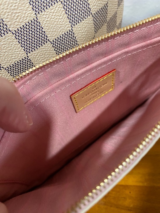 Cream Checkered Tote Bag with Tan Trim MM - Picture 10 of 10